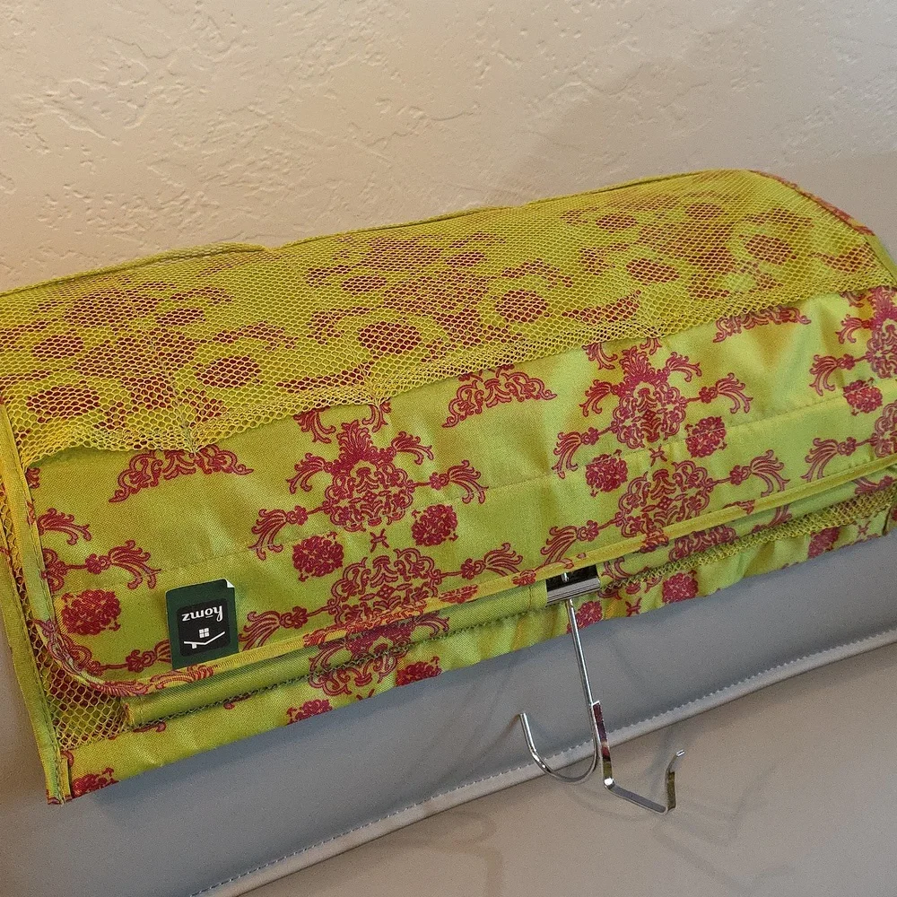 Homz Hanging Wrapping Paper, Gift Bag And Tag Storage NWOT - Picture 3 of 7